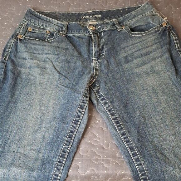 Maurices Curvy Blue Denim Jeans size 7/8 short - Picture 2 of 6